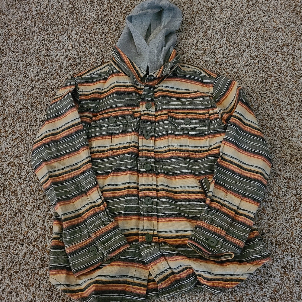 Boys Peek Hooded Flannel Size M (6-7)